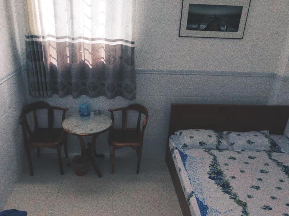 Nha Nghi Van Anh Ap Rach Meo 외부 사진