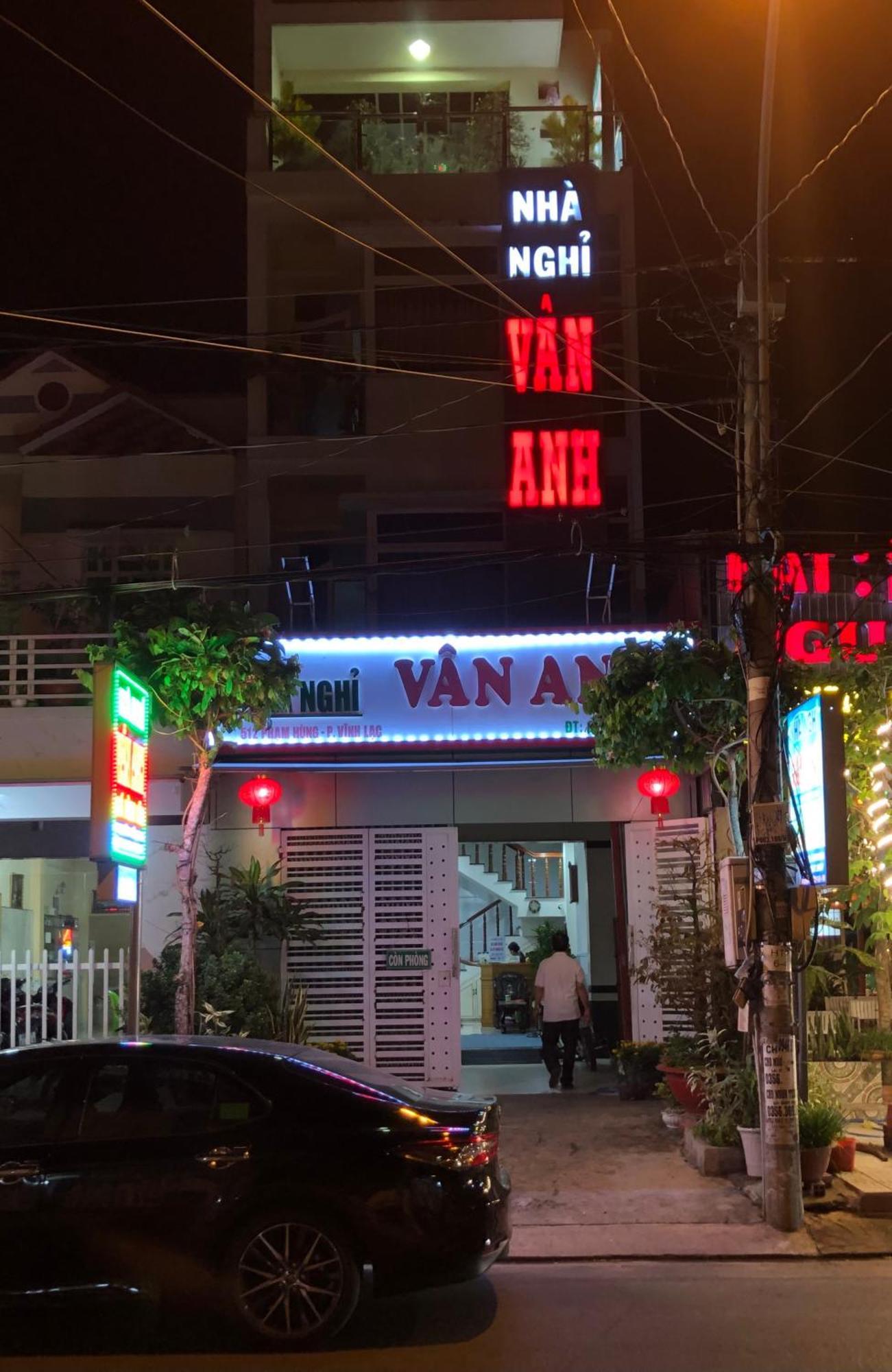 Nha Nghi Van Anh Ap Rach Meo 외부 사진